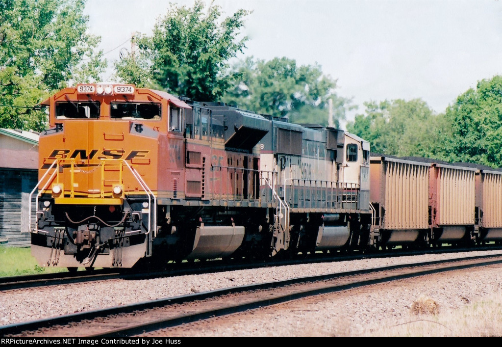 BNSF 9374 East